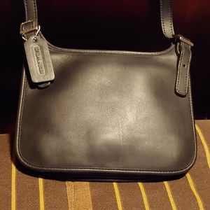 Vintage small Coach cross body purse
